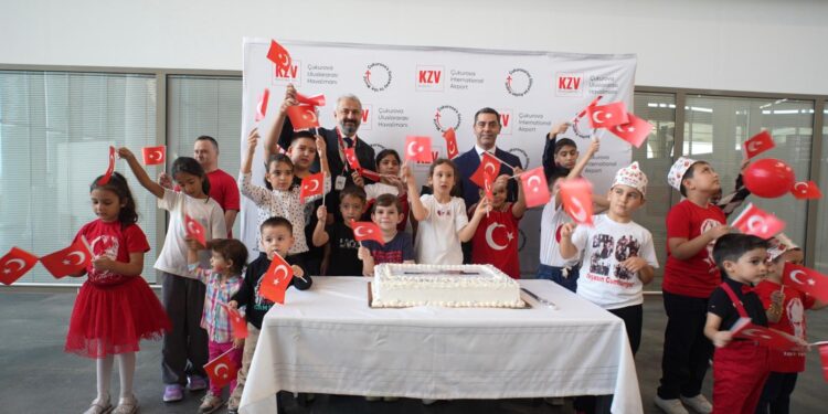 Çukurova Havalimanı’nda Yapay Zeka Atölyesiyle Cumhuriyet Coşkusu