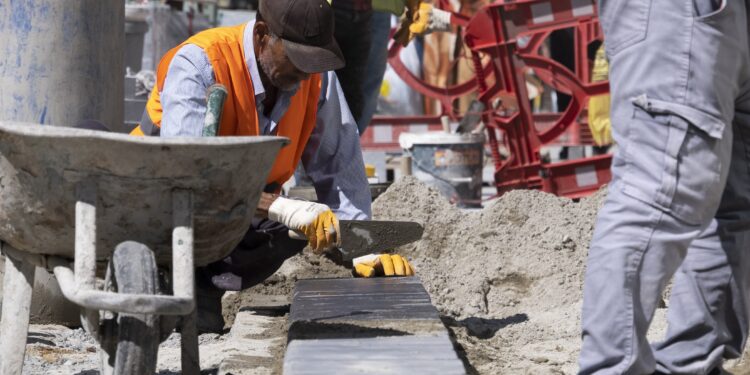 İşsizlik Verileri ve Tüketici Güvenindeki Düşüş Endişe Veriyor