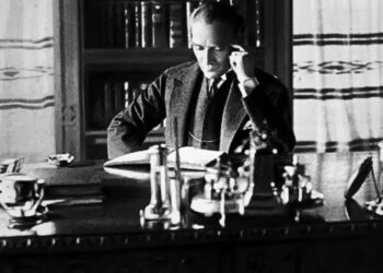 Atatürk’ün Fikir Dünyası Üniversitelerde: Arşiv Eğitim Mirası Oldu