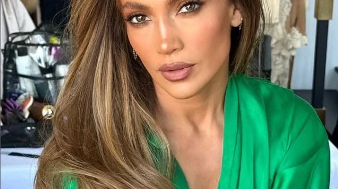 İstanbul’daki Pırlanta Çekimi Detayları: Jennifer Lopez Zarafetiyle Göz Kamaştırdı