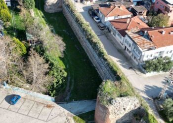 İznik Emlak Spekülasyonu: Tarihi Surlar İçindeki Arsa 5.5 Milyon TL İle Tavan Yaptı