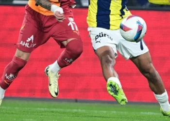 Fenerbahçe Galatasaray Derbisi: Taktik Savaşının Kazananı Kim Olacak? ♟️